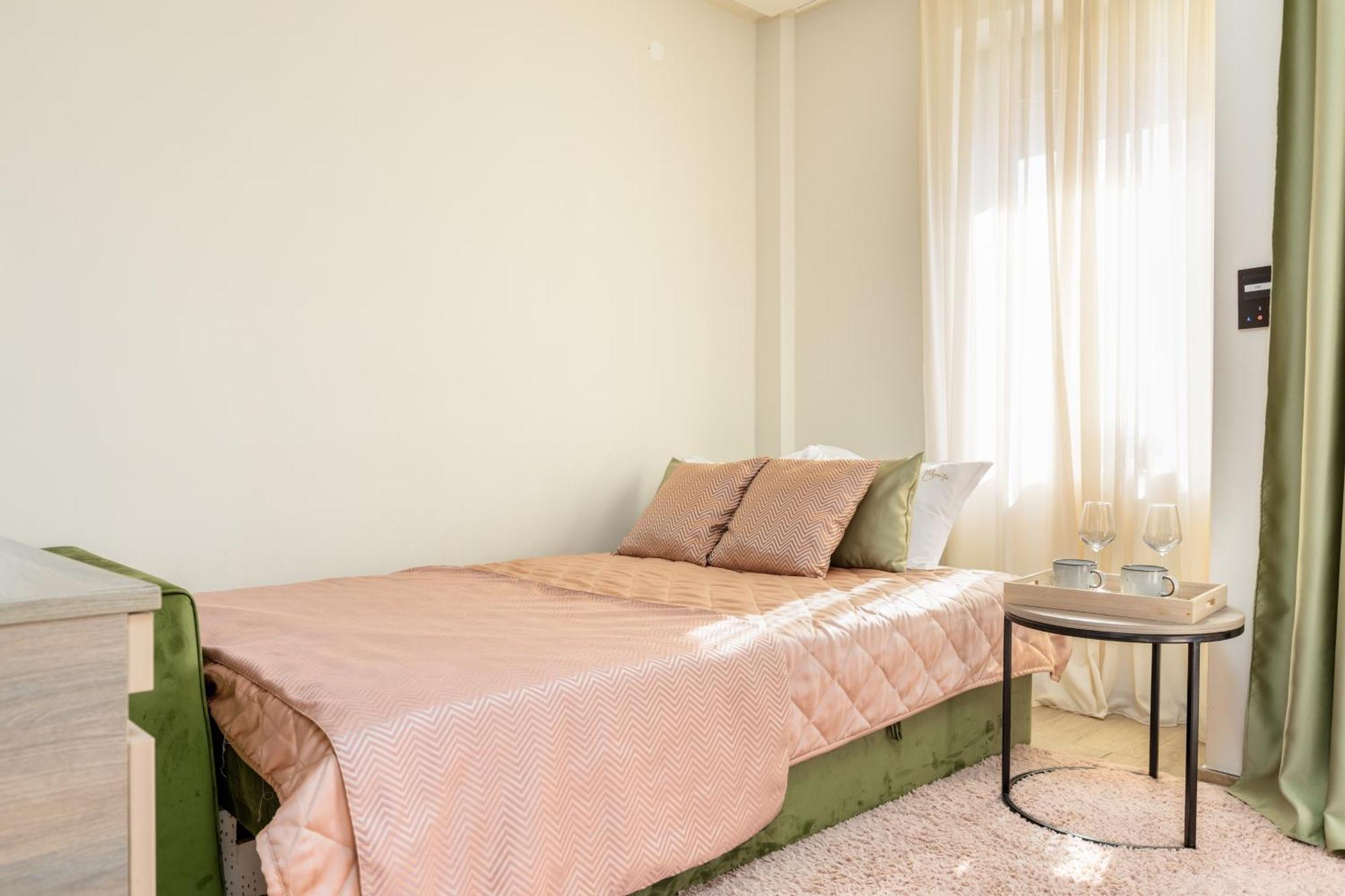 Hotel Vila Hedonija Herceg Novi Værelse billede